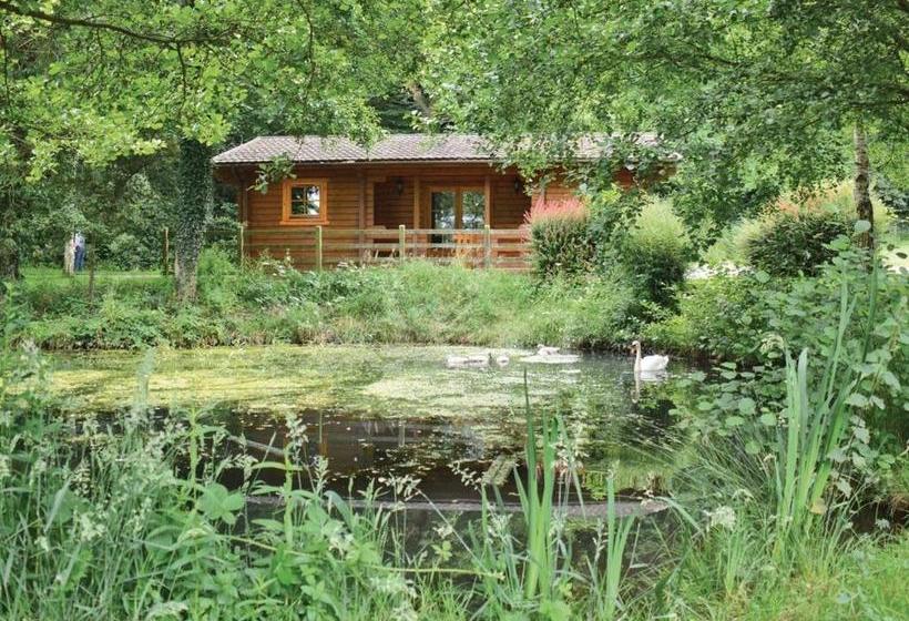 منتجع Woodside Lodges Country Park