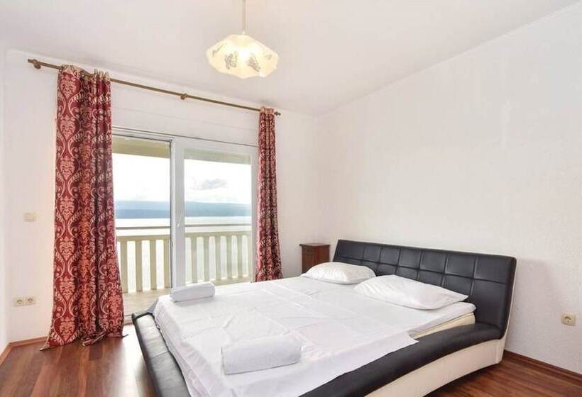 Emilie Apartment And Villa