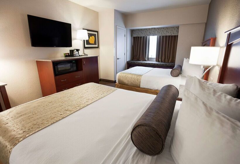 هتل Best Western Plus Peak Vista Inn & Suites
