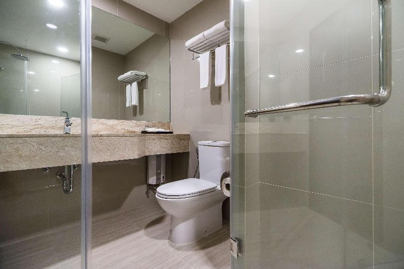 هتل Best Western Plus Peak Vista Inn & Suites