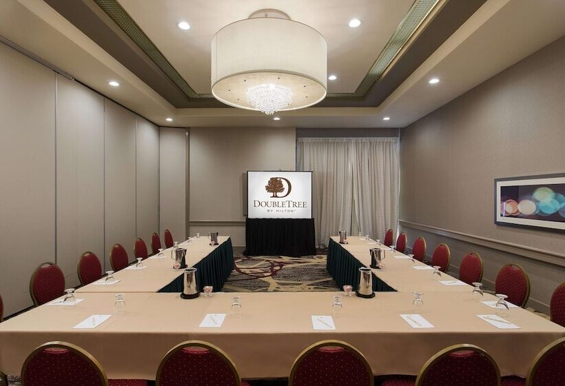 בית מלון כפרי Doubletree By Hilton Los Angeles  Norwalk