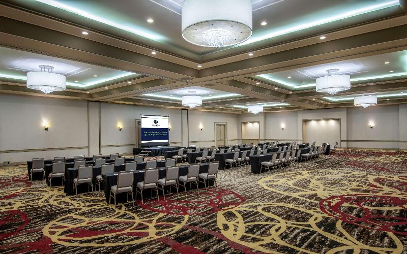 בית מלון כפרי Doubletree By Hilton Los Angeles  Norwalk