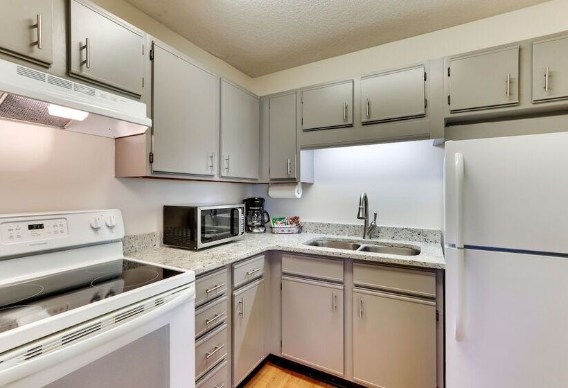 فندق Mariners Suites   Kingsland