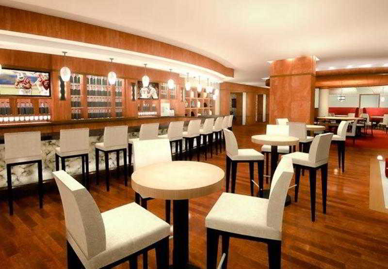 هتل Marriott Louisville East