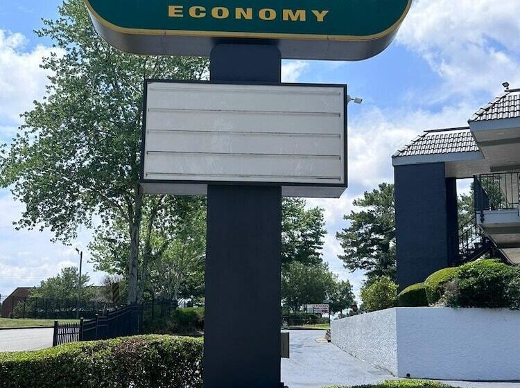 בית מלון כפרי Masters Inn Atlanta Doraville At I 85 & 285