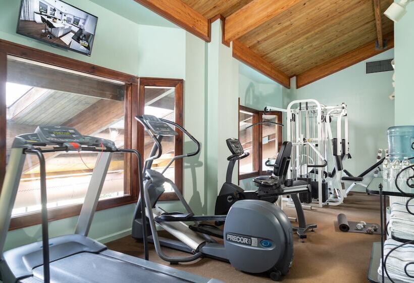 فندق Meadowbrook Inn