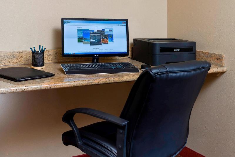 בית מלון כפרי Sonesta Simply Suites Houston Brookhollow