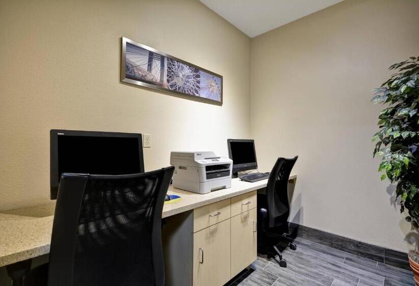 هتل Towneplace Suites Sioux Falls
