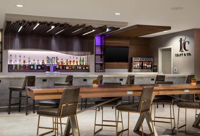 هتل West Des Moines Marriott