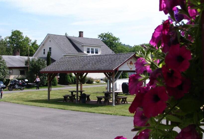 Maple Leaf Motel