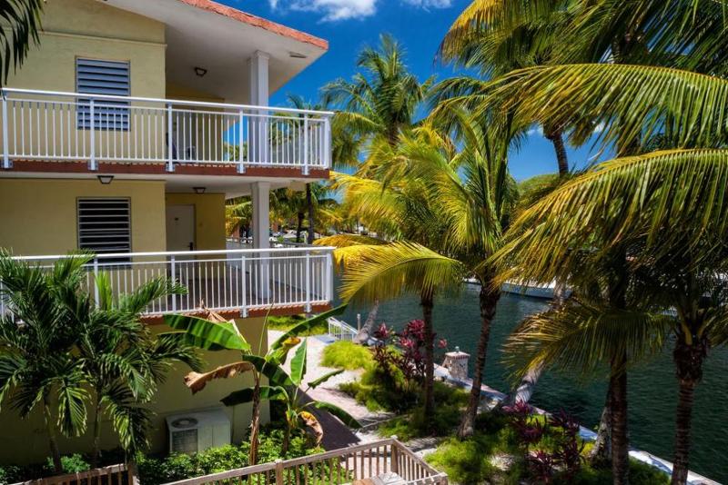 Marina Del Mar Resort And Marina