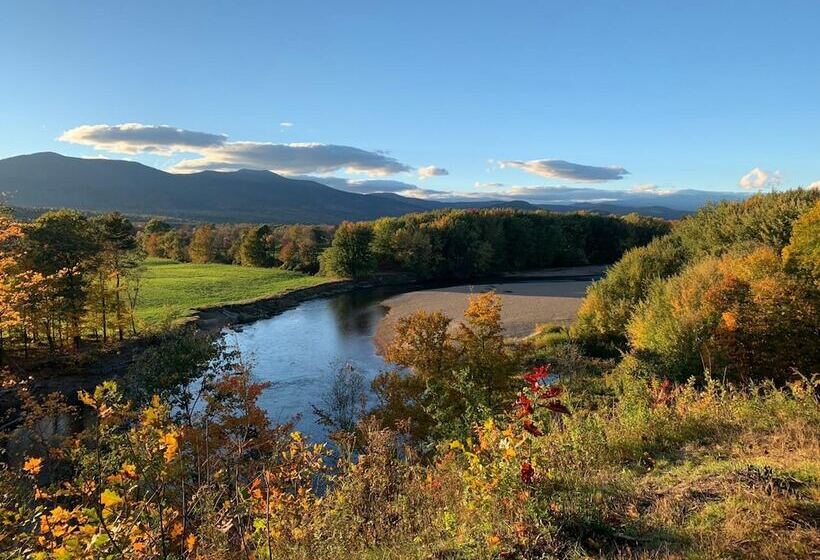 استراحتگاه Merrill Farm Inn