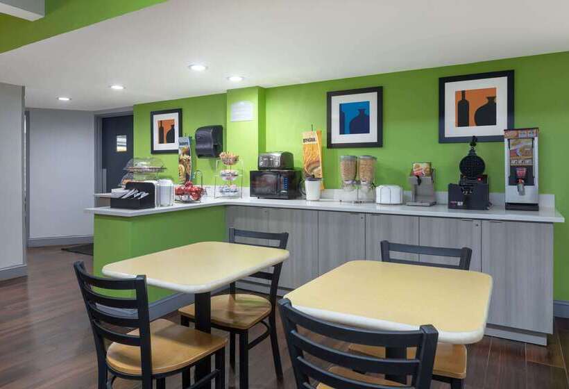 Microtel Inn By Wyndham Lake Norman