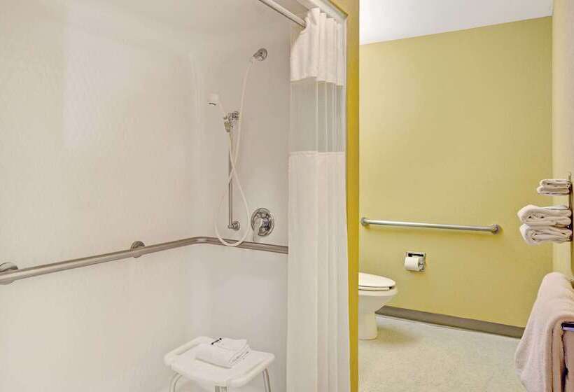 Microtel Inn By Wyndham Lake Norman
