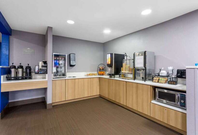 Microtel Inn & Suites By Wyndham Matthews/charlotte