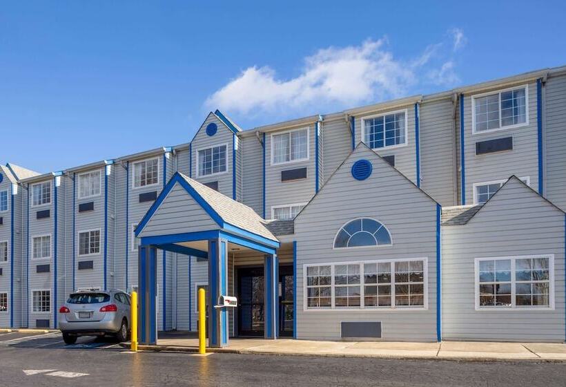 Microtel Inn & Suites By Wyndham Matthews/charlotte