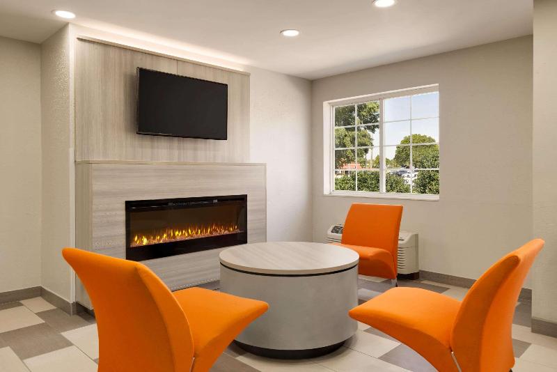 Microtel Inn & Suites By Wyndham Raleigh