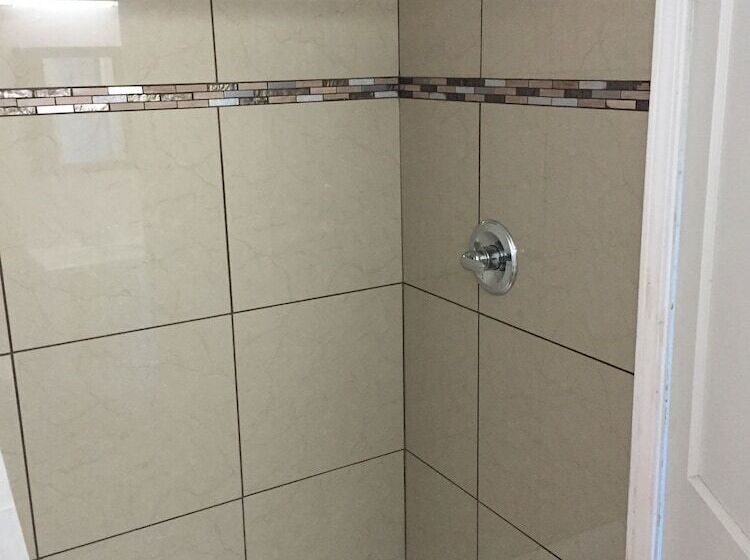 فندق على الطريق Mayo Inn