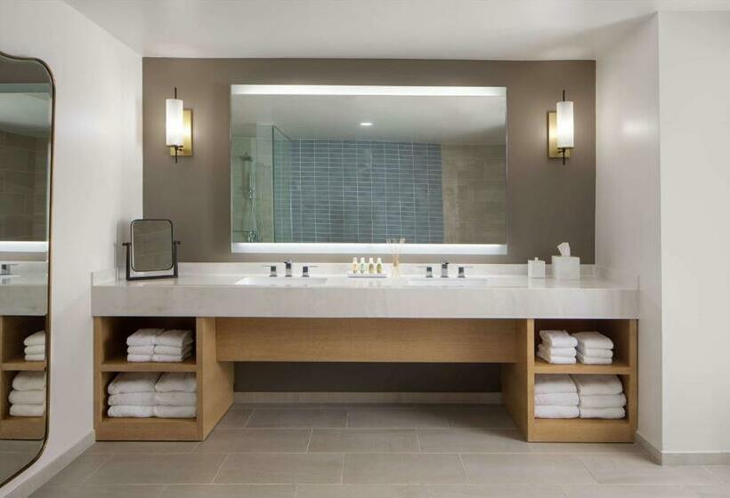 The Royal Sonesta Kaua I Resort Lihue