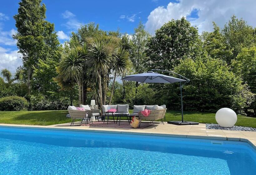 Bed and Breakfast Les Arbres Rouges
