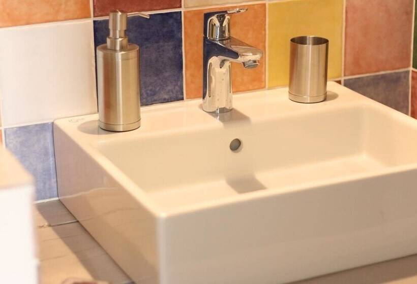 ベッドアンドブレックファースト L Albane Chambres D Hotes