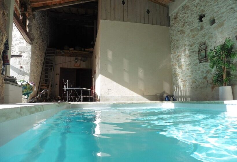 ベッドアンドブレックファースト L Albane Chambres D Hotes