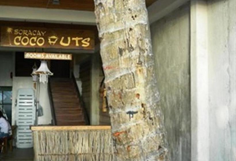 בית מלון כפרי Boracay Coco Huts
