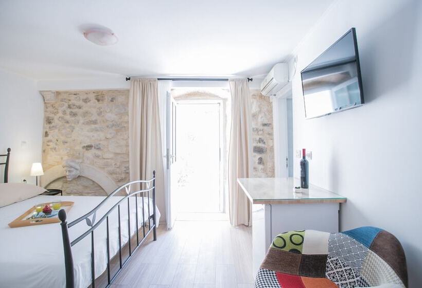 پانسیون Guest House Mendi