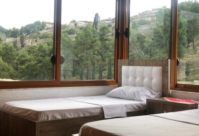 پانسیون Guesthouse Emiljano