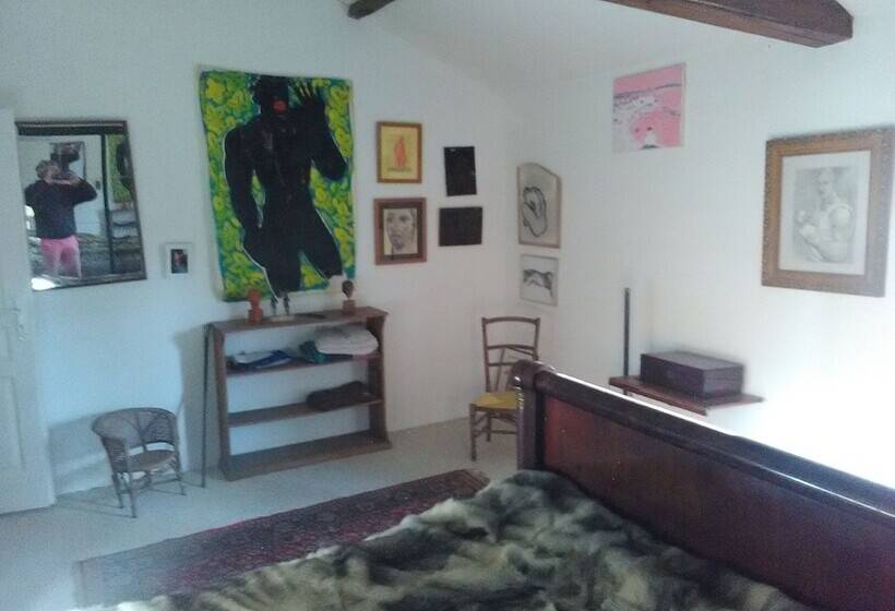 بنسيون L'atelier Du Grison