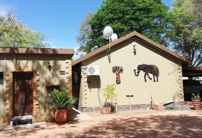 پانسیون La Lucia Guest House