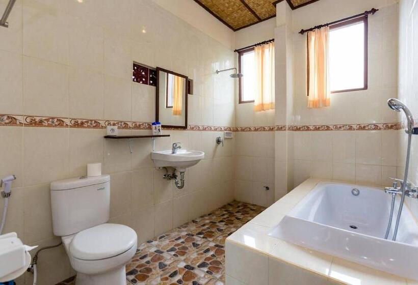 Ubud Batik Villa