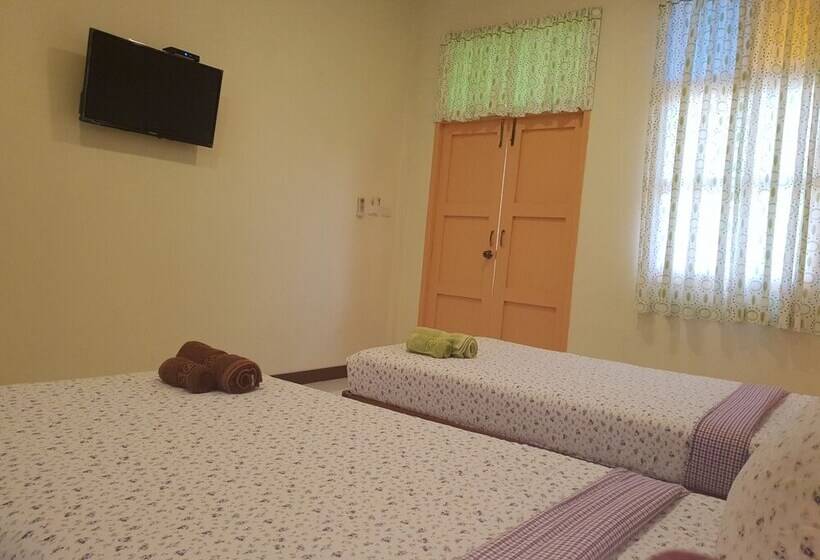 پانسیون Benjapirom Private House