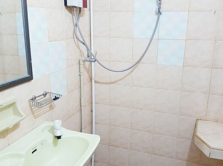 پانسیون Jr Guest House