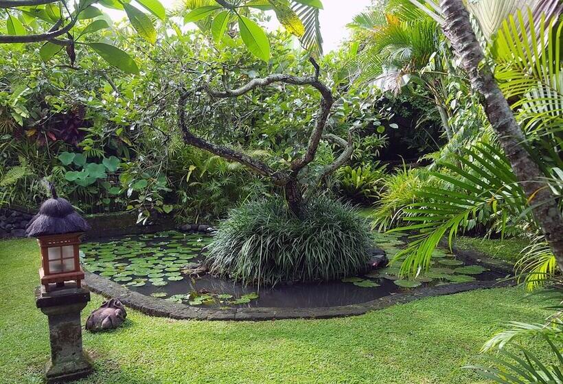 Villa Kompiang Bali