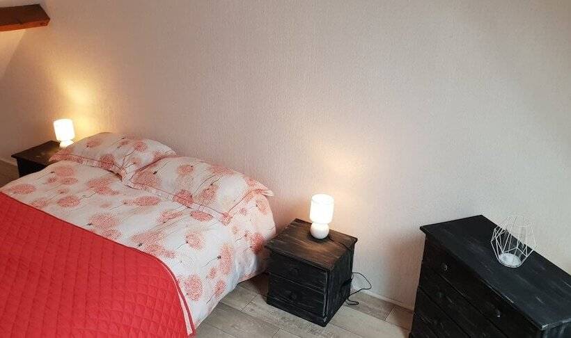 住宿加早餐  Gîte Le Nieudegat Chambre Et Table D Hôte Piscine Climatisation Proche De Sarlat Au Coeur De La Natu
