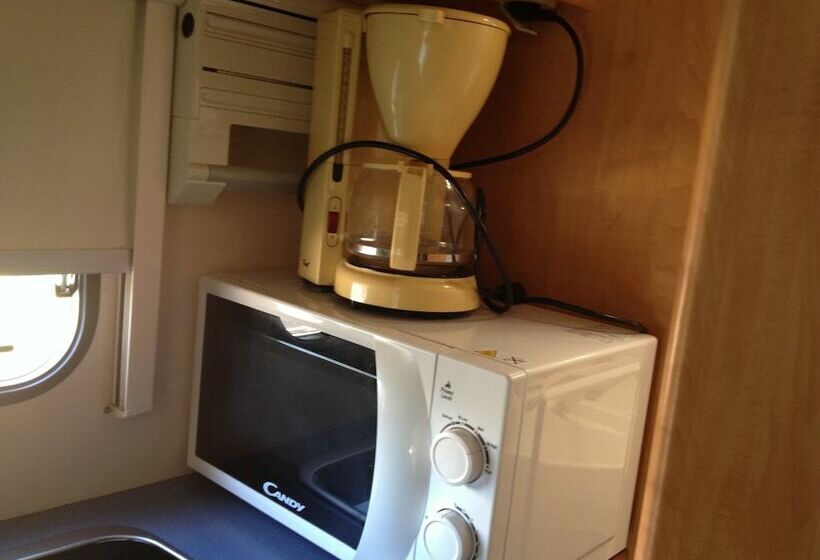 فندق Camping A La Ferme De Cornaton