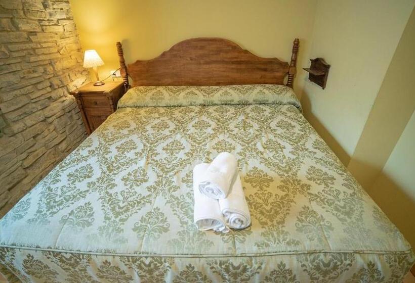 בית מלון כפרי Rural Los Cerezos De Yanguas