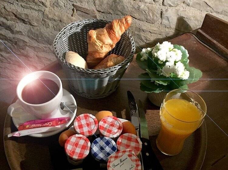 بنسيون L étape Du Château