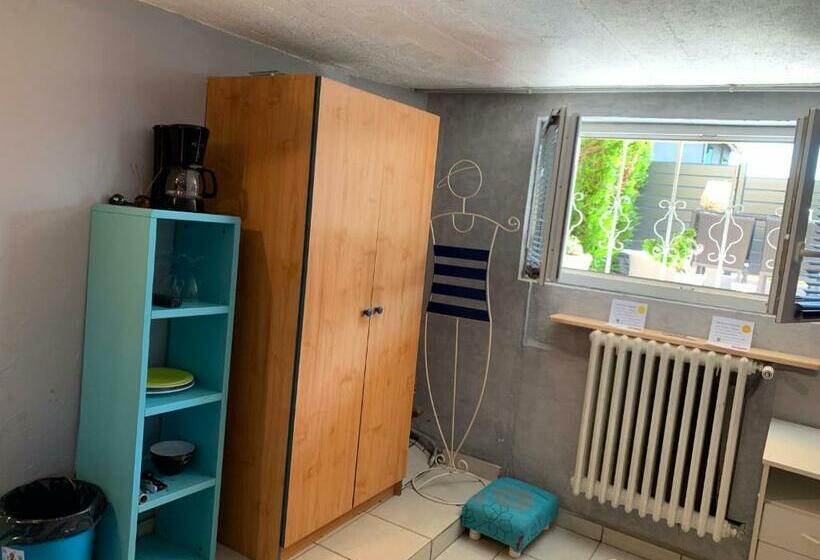 بنسيون Aux 2 Lots