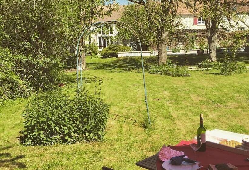 פנסיון Chez Françoise Et Michel Piscine
