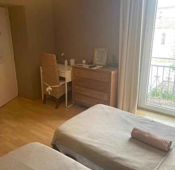 膳宿费 Gîte:sur Le Chemin