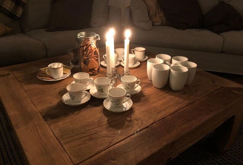 فندق صغير Ivögården Mat & Vingård