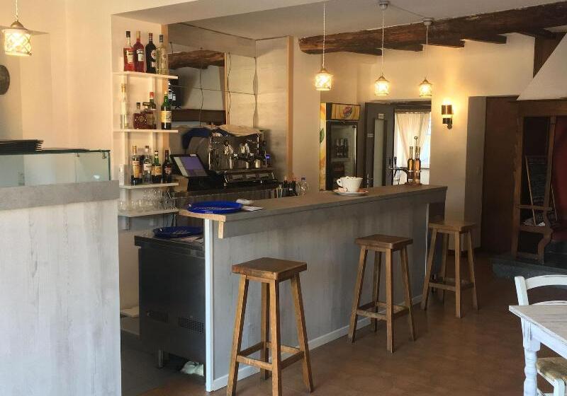호텔 Albergo Ristorante Belcantone