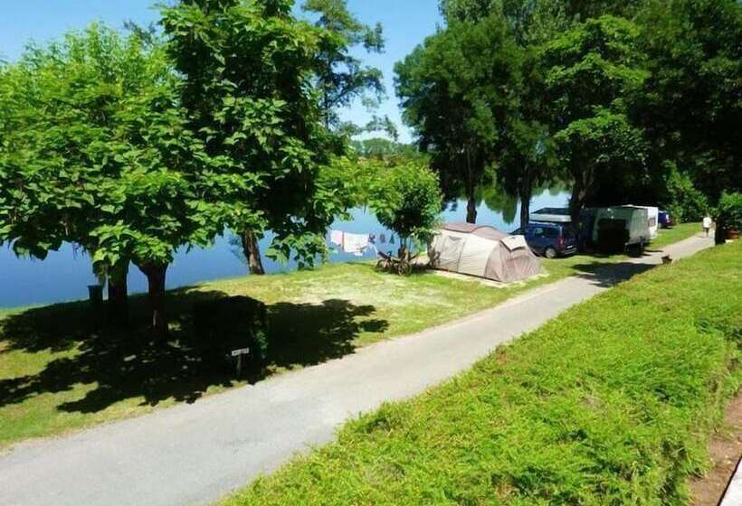 בית מלון כפרי Camping Les Bo Bains