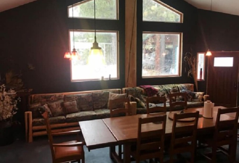호텔 The Last Resort Lodge
