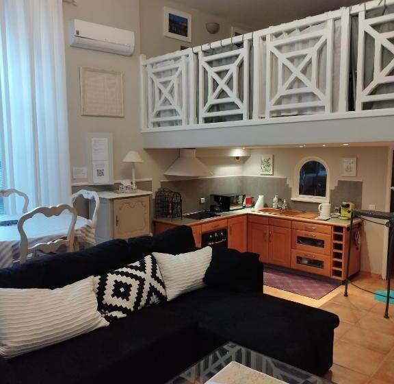 פנסיון Entre Vignes Et Dentelles