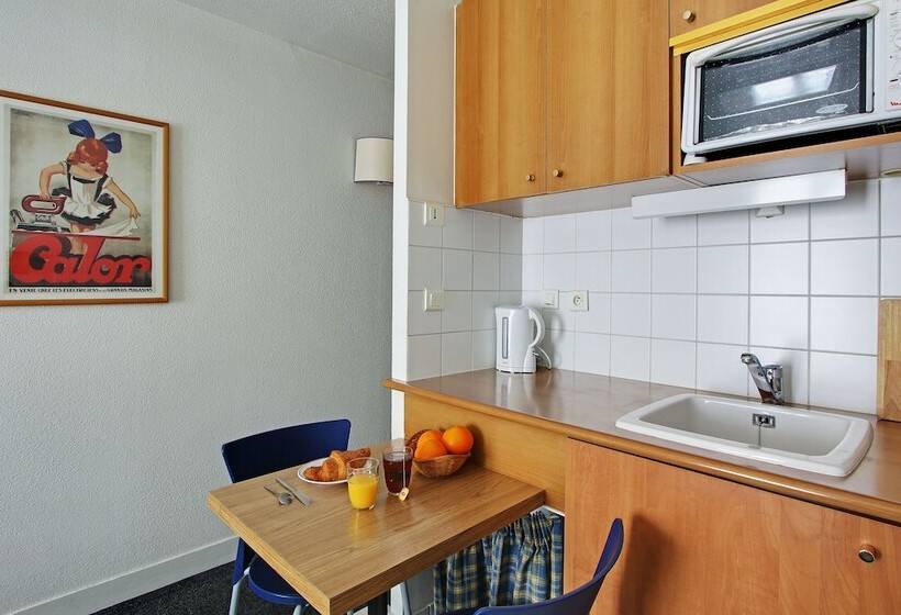 Short Stay Group Residence Les Lilas Serviced Apartments
