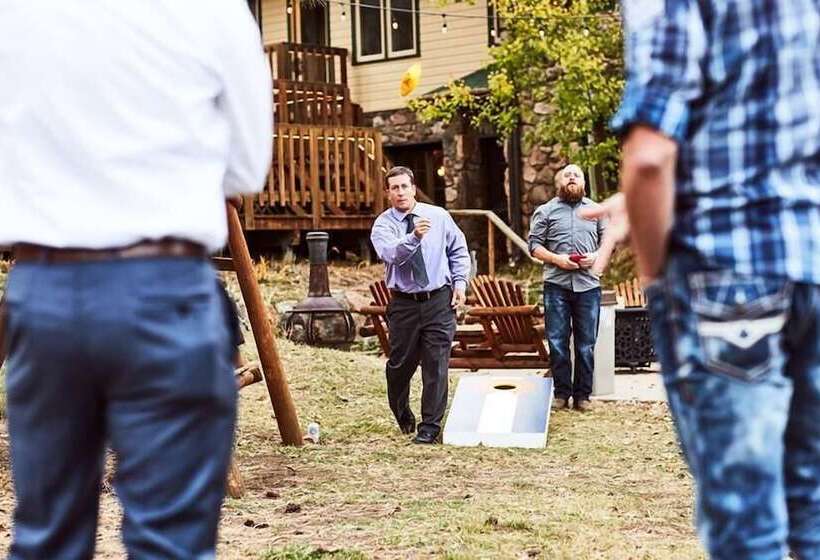 مبيت وإفطار Meadow Creek Mountain Lodge And Event Center