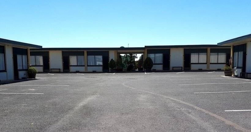 Bordertown Motel